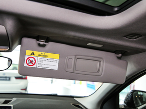 2020sDrive20i MԽҰb g