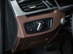 2020sDrive20i MԽҰb п؅^