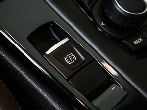 2020sDrive20i MԽҰb п؅^