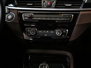 2020sDrive20i MԽҰb {{