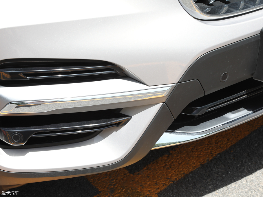 2019RX3 xDrive25i Ab