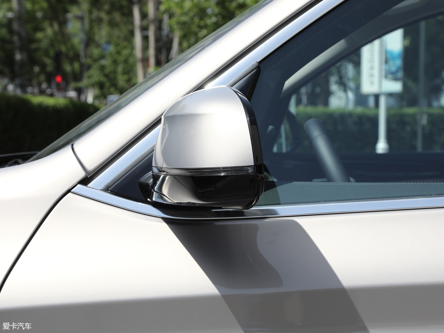 2019RX3 xDrive25i Ab