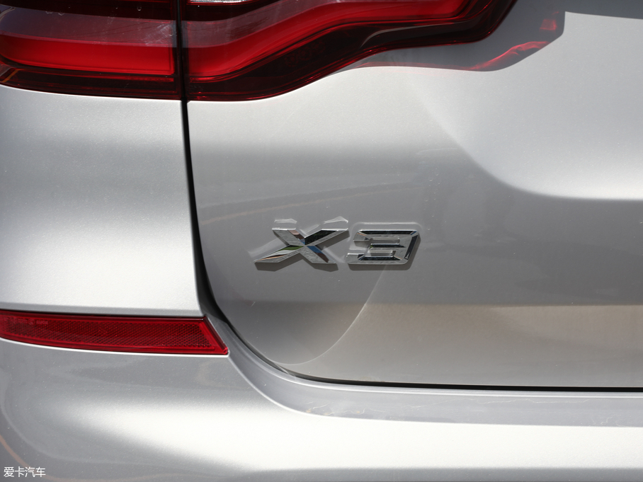 2019RX3 xDrive25i Ab