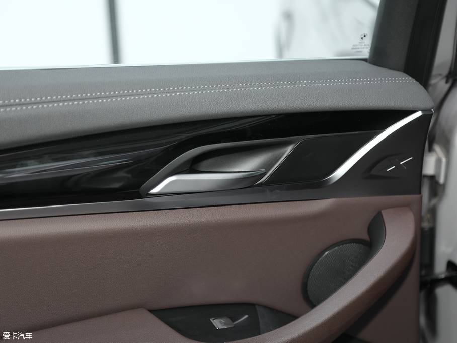 2019RX3 xDrive25i Ab