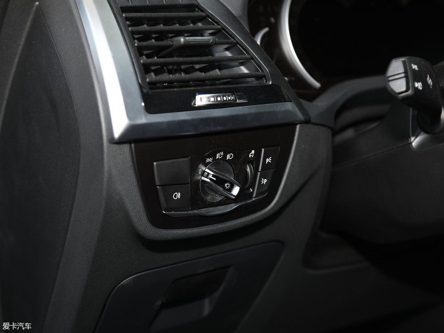 2019RX3 xDrive25i Ab