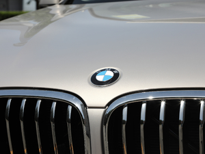 2019xDrive25i Ab (x)(ji)^