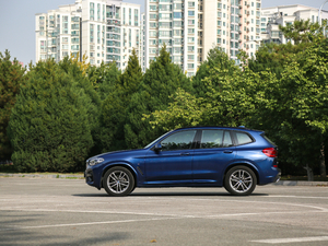 2019xDrive28i M\b w^