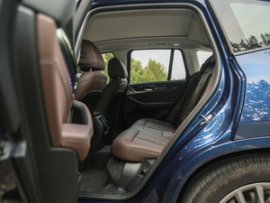 2019xDrive28i M\b ſg