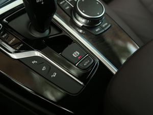 2019xDrive28i M\(yn)(dng)b v܇(ch)Ƅ(dng)