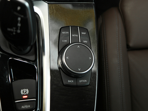 2019xDrive28i M\(yn)(dng)b п؅^(q)