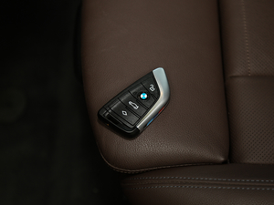 2019xDrive28i M\b ܇耳