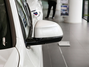 2019xDrive30i I M\b ҕR