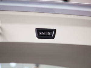 2019xDrive30i I M\b g