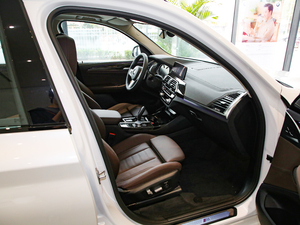 2019xDrive30i I M\b g