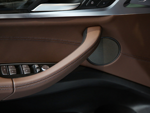 2019xDrive30i I M\b g