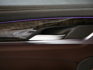 2019xDrive30i I M\b g