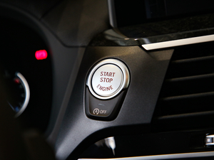 2019xDrive30i I M\b п؅^