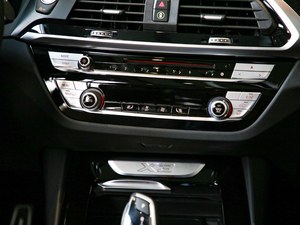 2019xDrive30i I M\b {{