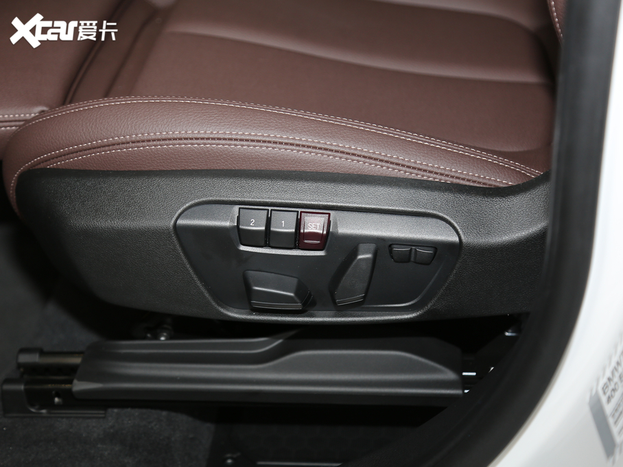 2020RX1 sDrive 25Li I(lng)