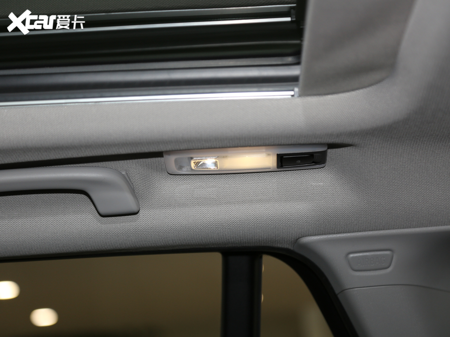 2020RX1 sDrive 25Li I(lng)