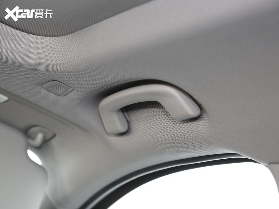 2020RX1 sDrive 20Li r