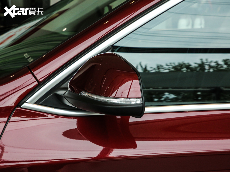 2020RX1 sDrive 20Li 