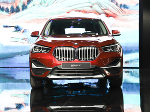 2020xDrive 25Li  ǰ