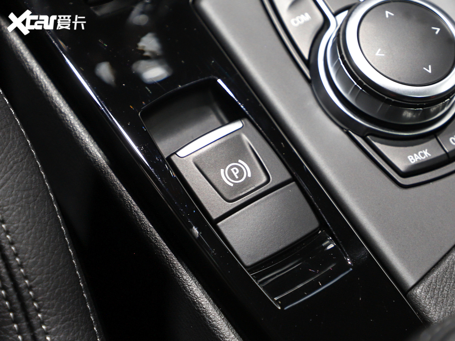 2020RX1Դ xDrive30Le 