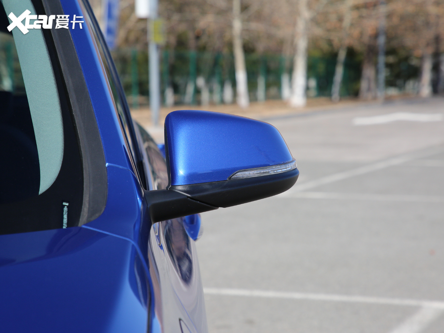 2020RX1Դ xDrive30Le 