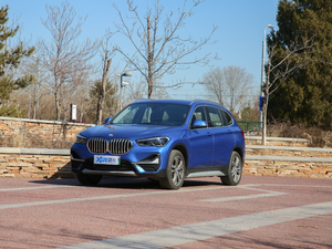 2020款xDrive30Le 尊享型 整体外观