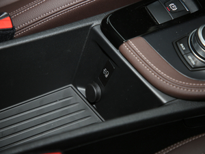 2020��xDrive30Le ������ ���g����