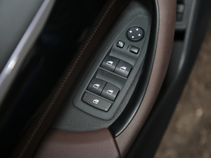 2020xDrive30Le  п؅^