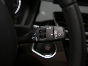 2020款xDrive30Le 尊享型 中控区