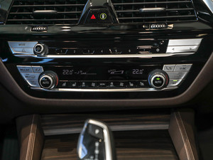 2020530Le  h {(dio){(dio)(ji)