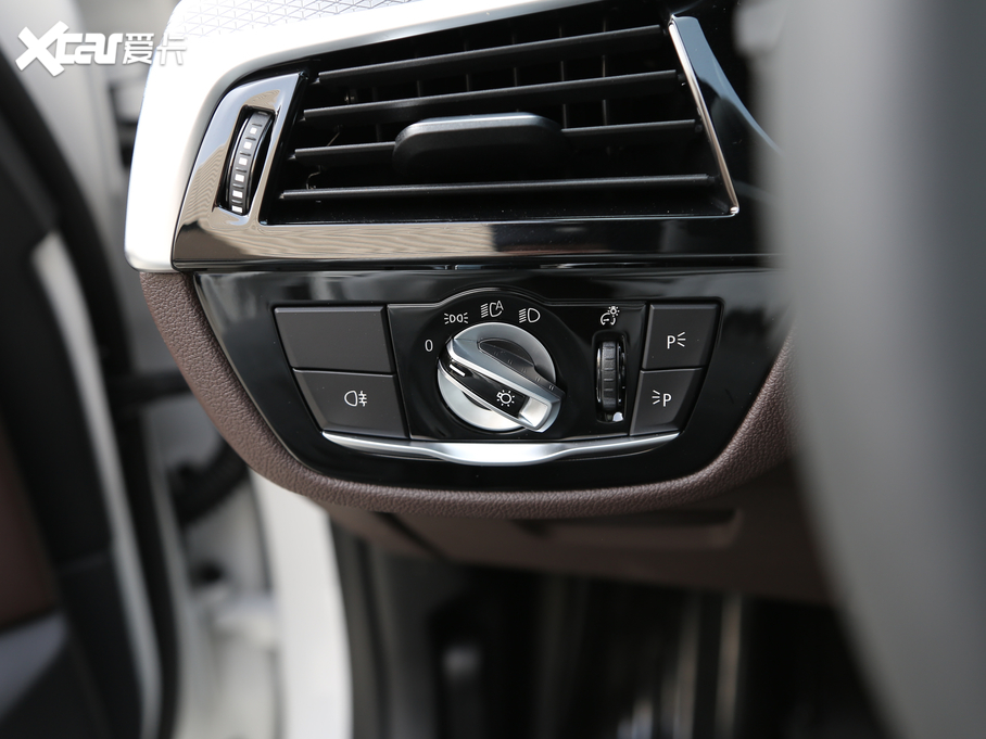 2020R5ϵ 530Li  M\(yn)b