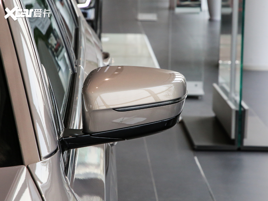 2020R5ϵ 530Li  Ab