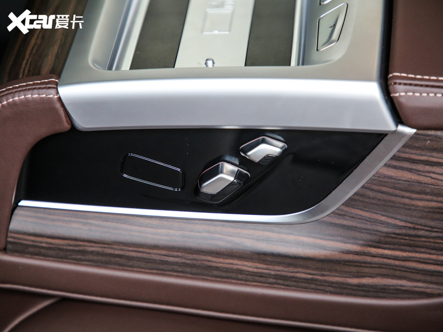 2020R5ϵ 530Li  Ab