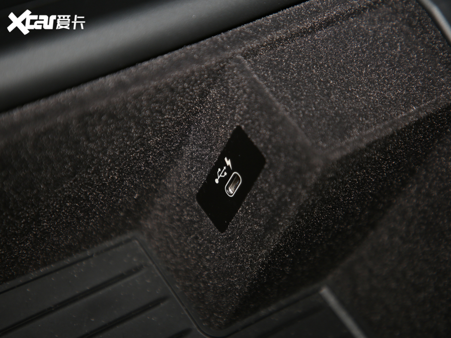 2020R5ϵ 530Li xDrive M\b