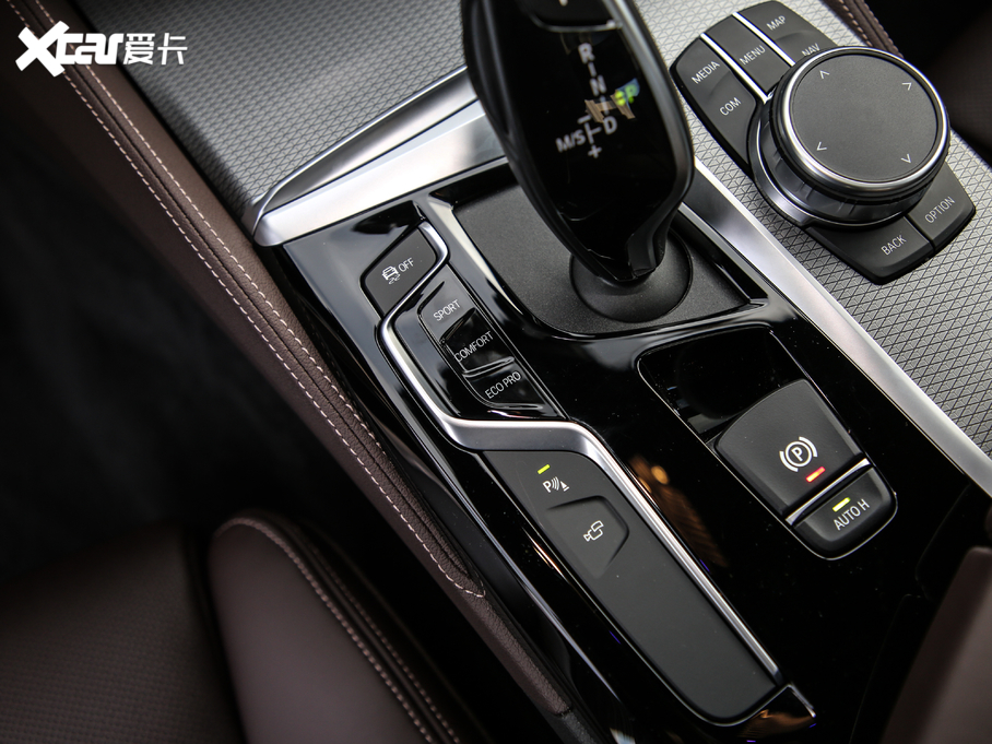 2020R5ϵ 530Li xDrive M\b