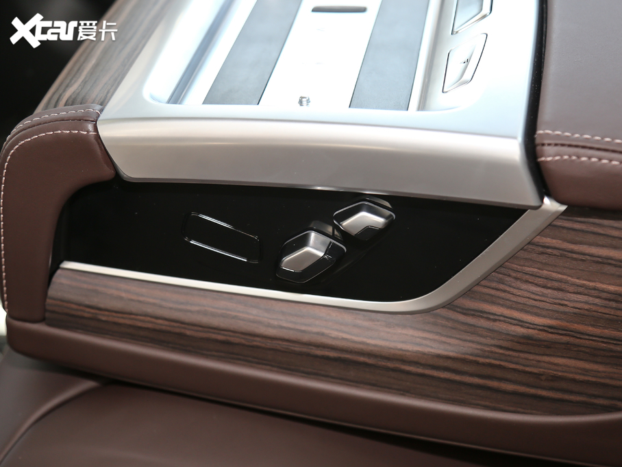 2020R5ϵ 530Li  Ab