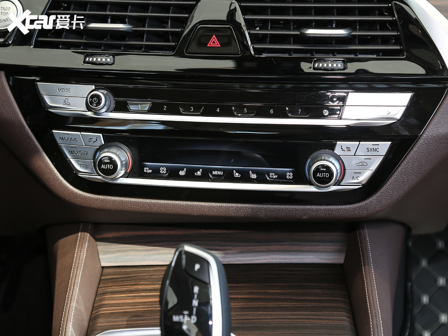 2020R5ϵ 530Li  Ab