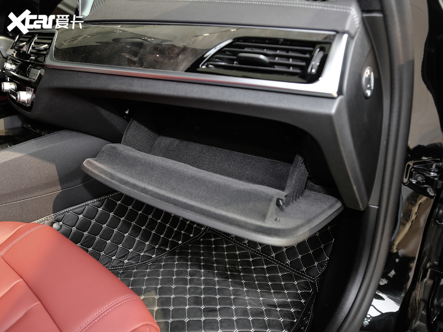 2020R5ϵ 530Li I(lng) M\(yn)(dng)b