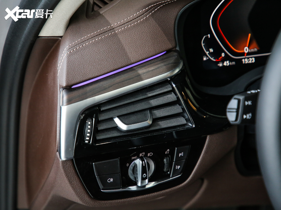 2020R5ϵ 530Li I Ab