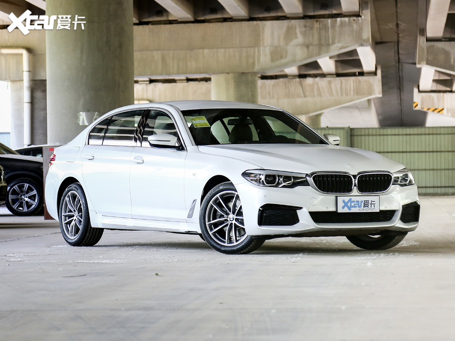 2020款宝马5系 525Li M运动套装