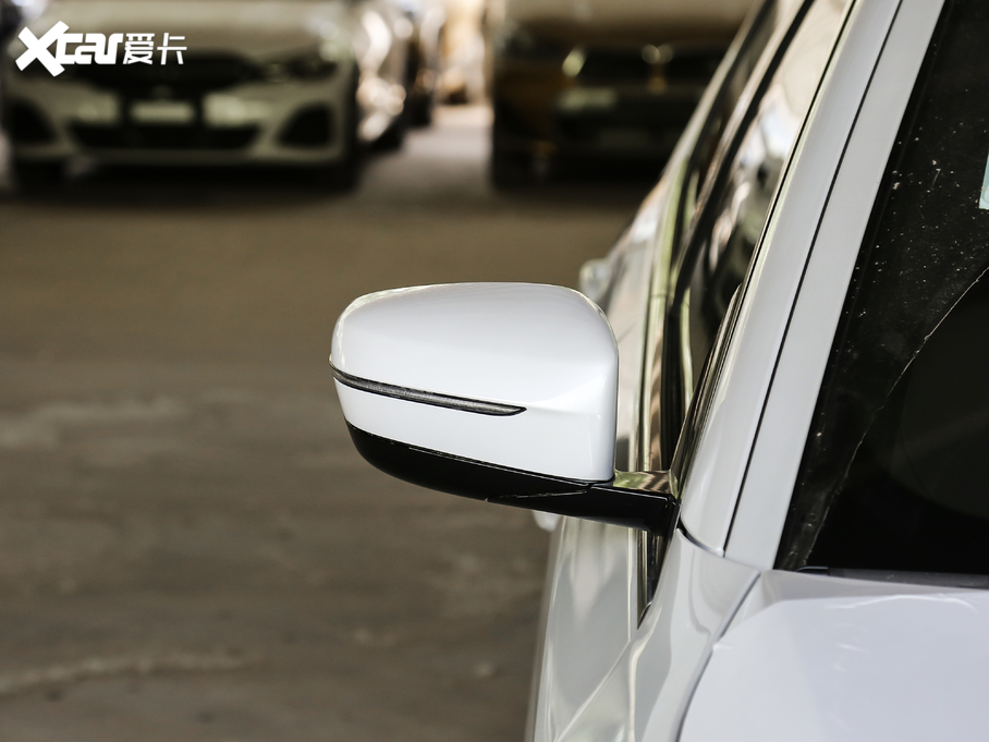 2020R5ϵ 525Li M\b