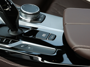 2020530Li  M\(yn)(dng)b v܇(ch)Ƅ(dng)