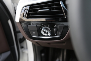 2020530Li  M\(yn)(dng)b п؅^(q)