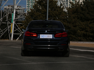 2020530Li xDrive M\(yn)b (x)(ji)^