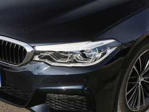 2020530Li xDrive M\(yn)b (x)(ji)^