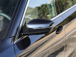 2020530Li xDrive M\(yn)b (x)(ji)^